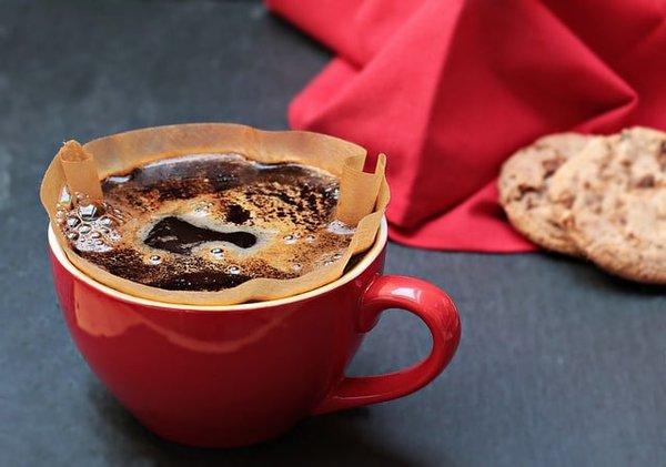 Les bienfaits du café sans caféine pendant la grossesse : Un choix sûr pour les futures mamans